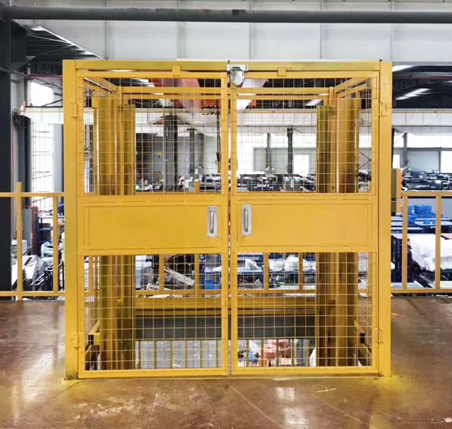 文山智能导轨式升降机亮相