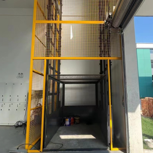 文山导轨式升降机助力物流园破解运输难题